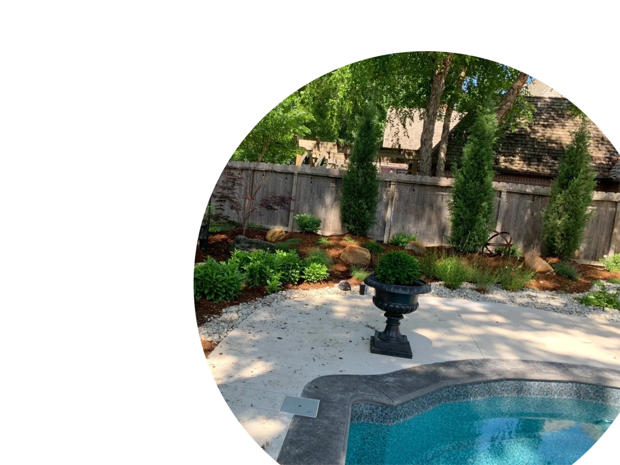 316 CUSTOM LANDSCAPING, LLC logo